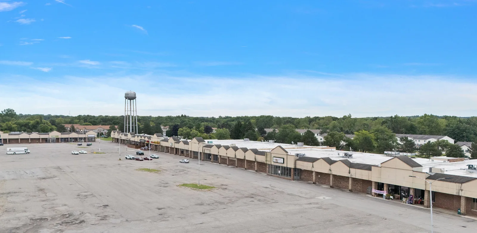 Clio Shopping Center — property photo 2