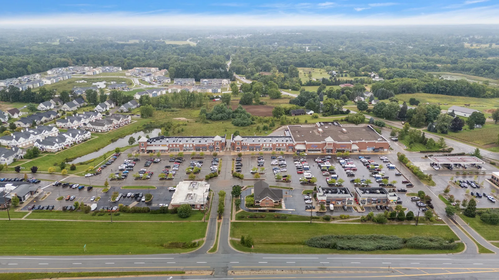 Kroger at Crossroads Town Center — property photo 2