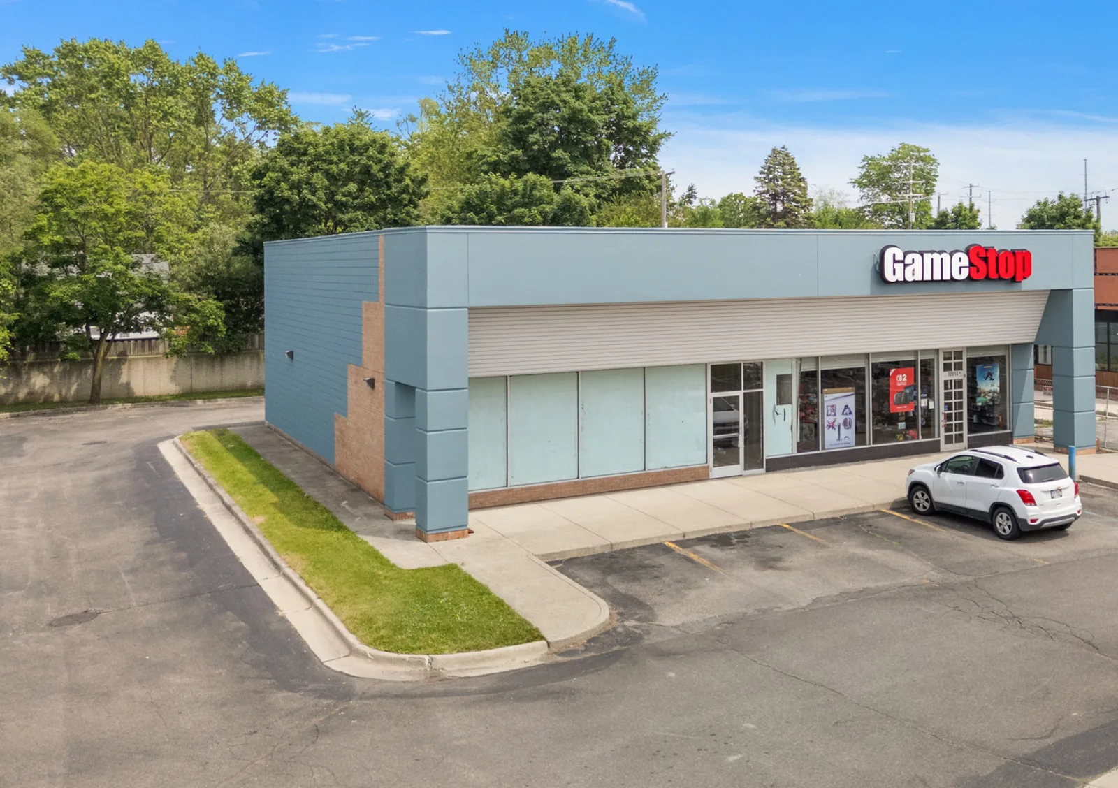 West River Shopping Center — property photo 1